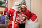The Christmas spirit came earlier to the pediatric oncology-hematology section of the Chisinau cancer hospital granted to the Edelweiss Foundation