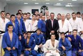 Fundaţia Edelweiss a premiat judocanii care au adus victorii Moldovei