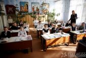 Команда Эдельвайс, пожертвование для учеников из села Кристешть