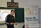 Peste 1.000 de copii au spus NU violenţei în familie, în cadrul unui turneu de informare