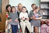 Тройняшки Суруджиу праздновали день рождения в кругу семьи Эдельвайс