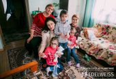 Праздничная атмосфера и для крестников Влада Плахотнюка